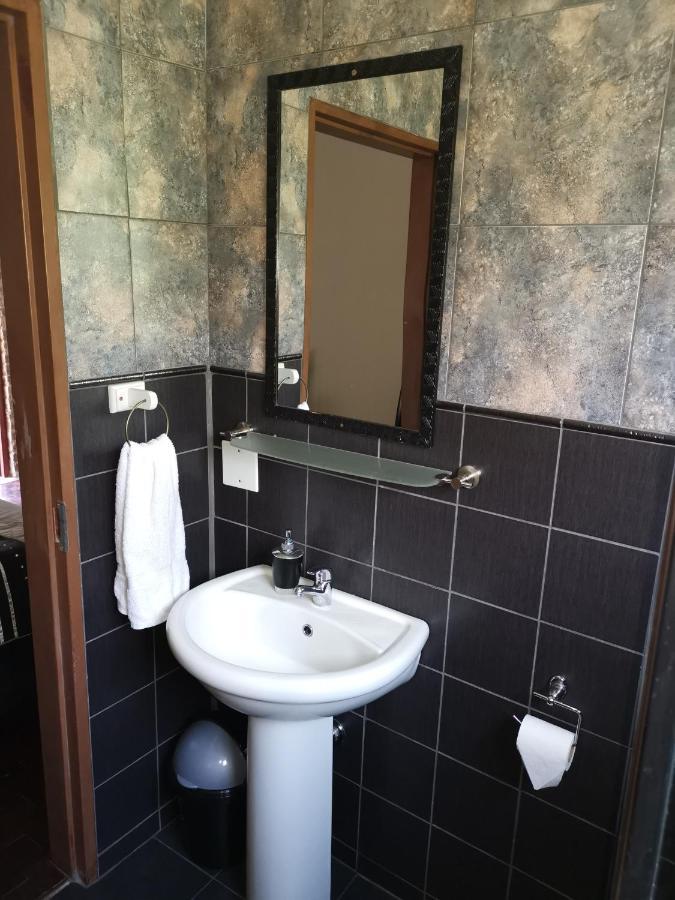 Bastille De Blignaut B&B Edenvale Εξωτερικό φωτογραφία